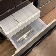 【広島石内店】ジモティｰ割あり！！ｼｬｰﾌﾟ/4ﾄﾞｱ冷蔵庫/2017/クリーニング済み/HG-6516の画像