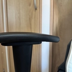 ゲーミングチェアの画像