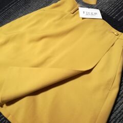 春 夏 Ficce Uniform フィッチェ/ ドン小西 ブランド / キュロットスカート サイズ：11号 カラー： マスタード 新品・未使用 / culotteの画像