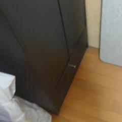 タンス、食器棚 2500円で…の画像