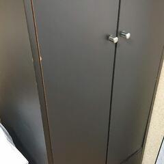 タンス、食器棚 2500円で…の画像