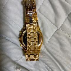 限定品GOLD時計の画像