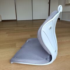 アイクラシ　姿勢矯正座椅子クッションの画像