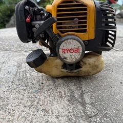 RYOBI エンジン草刈機 
EKM-2300　　の画像