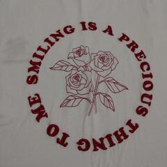 ブランド不明    Ｔシャツ  白地  バラの画像