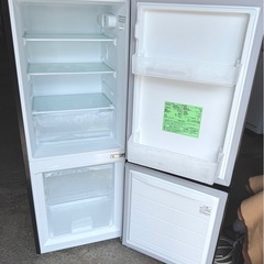札幌市内配送可 美品 【6ヵ月保証付き】 24年製 アイリスオーヤマ 133L 2ドア冷蔵庫 IRSD-13A-B 右開きの画像
