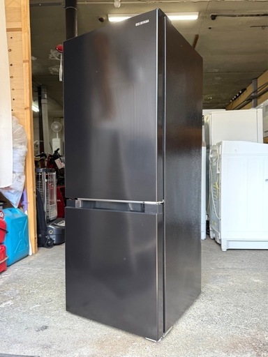 札幌市内配送可 美品 【6ヵ月保証付き】 24年製 アイリスオーヤマ 133L 2ドア冷蔵庫 IRSD-13A-B 右開き
