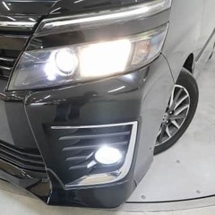 【即日審査】【最短2週間納車】【常時200台在庫】オトロン大垣店！/トヨタ ヴォクシー 　ＺＳの画像