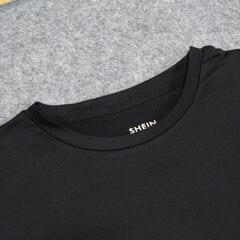 【SHEIN】ビッグＴシャツ  黒の画像