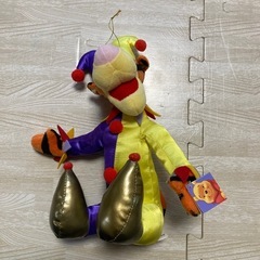【新品・タグ付き】Disney ★ くまのプーさん　ティガー　ぬいぐるみ　人気の画像