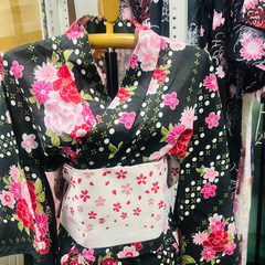 ✨夏祭り、花火大会に✨可愛い浴衣揃ってますの画像