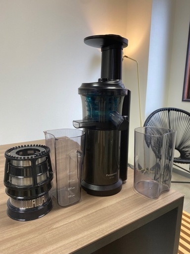 【新古品】パナソニック低速ジューサー