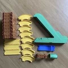 トミカ　 オートやまみち　自動　レール　乾電池付きの画像