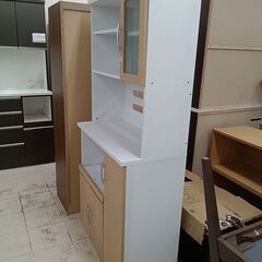 リユースのサカイ栃木店★ジモティ割あり★  食器棚 ホワイト×ベージュ W90×D42×H180.5 クリーニング済み TC9864の画像