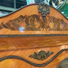 【愛品館 市原店】イタリア製飾り棚の画像