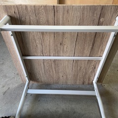 ダイニングテーブル　2人用　テーブル　家具の画像