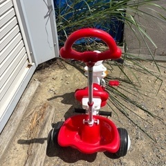 子供用三輪車の画像