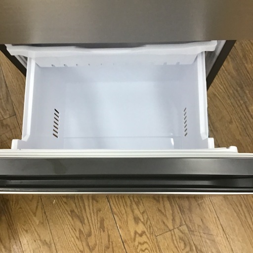 #H-5【ご来店頂ける方限定】HITACHIの3ドア冷凍冷蔵庫です