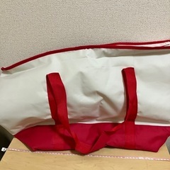 ロピアクーラーバッグの画像