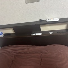 ニトリセミダブルベッドの画像
