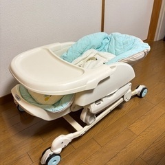 【コンビ ネムリラ】手動ハイローチェアの画像