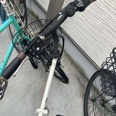 折りたたみ電動自転車の画像