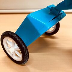 おさるのジョージ 走る三輪車付きぬいぐるみの画像