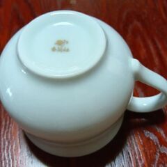 お買い得です！香蘭社 日々と椿 マグカップ　日本製  おしゃれ   還暦祝  記念品  母の日  敬老の日の画像