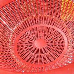 無料　プラスチック製のざるなど まとめての画像