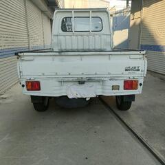 自動車DAIHATSUーHIJET商談中の画像