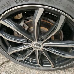 【8部山】225/40R18夏タイヤPCD114.3-5Hの画像