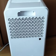 衣類乾燥機能付き除湿機の画像