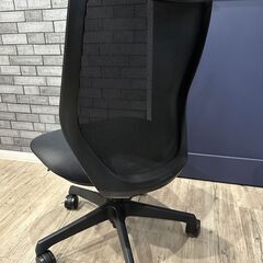 【急募】オカムラ オフィスチェア CG11ZR-FZK1の画像