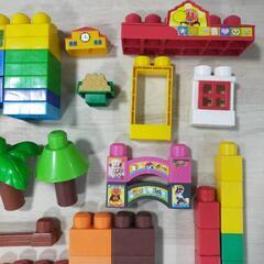 アンパンマン ブロックセット 94個 中古の画像