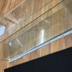 ガラス水槽60×25×20 黒いマット　流木付きの画像