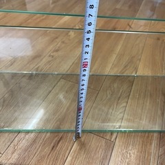 ガラス水槽60×25×20 黒いマット　流木付きの画像