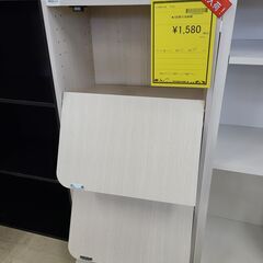 J1132【リユースのサカイ柏店】扉付3段収納棚　クリーニング済　の画像