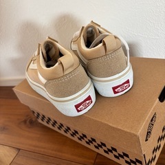 【新品未使用】　キッズスニーカー　VANS 19センチの画像
