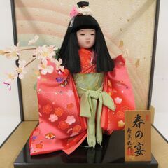 置物 ガラスケース付き 寿美礼作 日本人形 市松人形 「春の宴」 幅46.5cm×奥行32.5cm×高さ47cmの画像