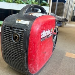 インバーター発電機 iEG1600M 新ダイワ 動作確認済　発電機　やまびこの画像