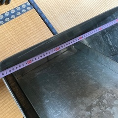 金属の大きな箱の画像