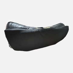 先着順です。黒の革製ソファ2人がけの画像