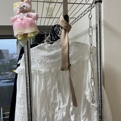 洋服ラック2台　キャスター＆棚付の画像