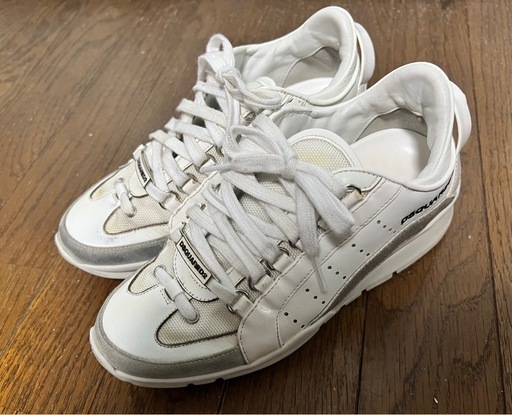 【関税&送料込】Dsquared Sneakers DSQUARED2 - DSQUARED2 スニーカーの通販 by shop｜ディー