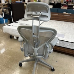 Herman Miller    アーロンチェア　リマスタードの画像