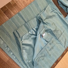 ニトリ　カーテン緑Ａ　2枚組　の画像
