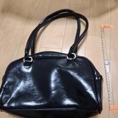 ショルダーバッグの画像