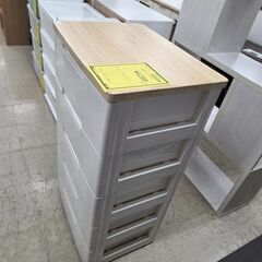 J8536【リユースのサカイ柏店】 5段ウッドトッププラチェスト クリーニング済の画像
