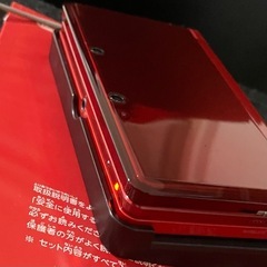Nintendo 3DS フレアレッドの画像