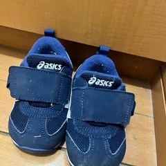 アシックス　アンパンマン　13センチの画像